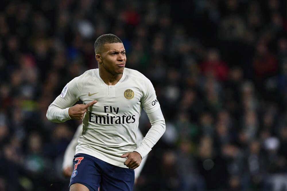 法国站第二轮，乔纳坦1-2意外落败，高昉洁、韩悦闯进女单八强